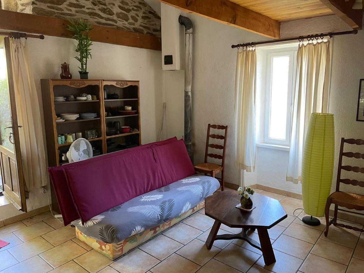 Charmant Petit Gite Au Coeur De L'Ardeche Saint-Melany Zewnętrze zdjęcie